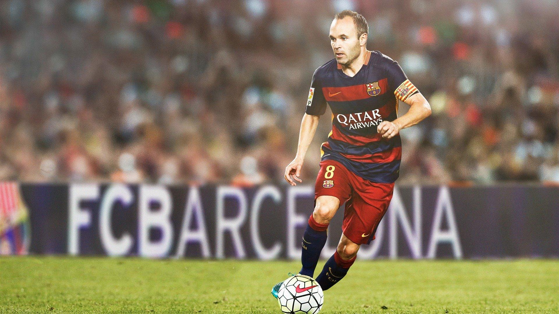 法国球星勒诺尔芒公开恋情，携21岁网红女友亮相劳伦斯颁奖礼，引发足坛热议